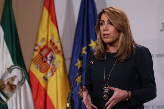 Susana Díaz pronuncia una declaración institucional sobre Cataluña