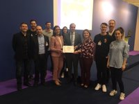 El programa educativo 'Rétame y aprendo' de la Comunidad y la UPCT recibe el premio SIMO de innovación