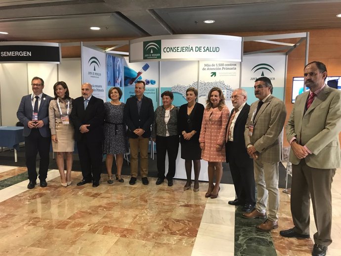 Clausura del 39 Congreso de Semergen en Granada, con la consejera de Salud
