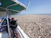 Foto: Descubren un inmenso mar de plástico en la costa de Honduras