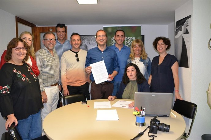 El socialista, en el registro de su candidatura