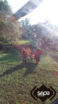 Herido un hombre tras sufrir un accidente con el tractor en Cogollo, Las Regueras