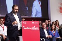 Ábalos erige a PSOE como la única fuerza que puede reivindicar la Constitución