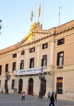 Façana de l'Ajuntament de Sabadell (Barcelona)