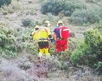 Rescatan a dos senderistas en la Font Roja (Alicante) y Vallat (Castellón) con lesiones en la pierna