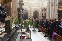 El obispo clausura con una eucaristía el V Encuentro Nacional de Jóvenes Cofrades celebrado en Córdoba