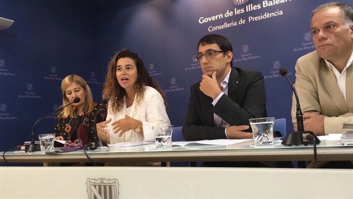 Costa y Negueruela en rueda de prensa