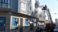 Un incendio calcina un piso de Totana sin provocar heridos