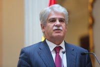 Dastis dice que Puigdemont no tendría medios para un gobierno paralelo y que no le interesa hacer algo "ilegal"