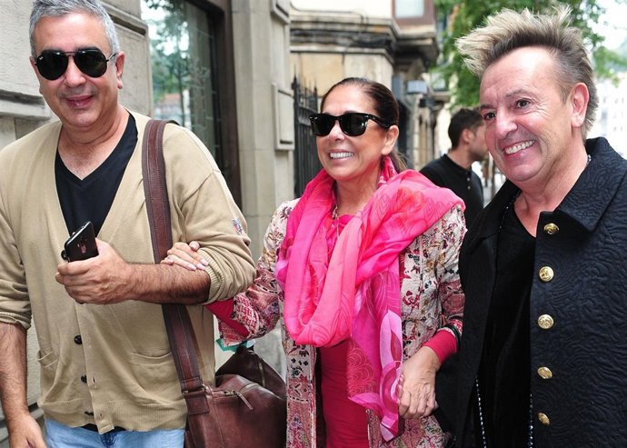 Isabel Pantoja, Agustín y el periodista Joseba Solozabal