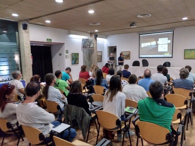 Curso de la Junta para atender a personas con discapacidad visual