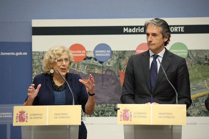 Manuela Carmena e Íñigo de la Serna en la presentación de la Operación Chamartín