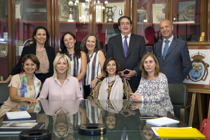 Encuentro en el Colegio de Abogados de Sevilla