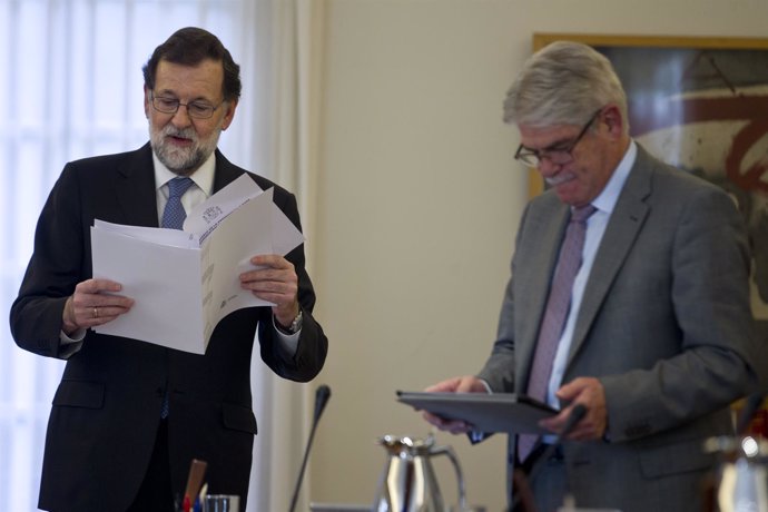 Mariano Rajoy preside el Consejo de Ministros extraordinario