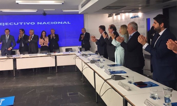 Aplaudiment a Rajoy en el Comitè Executiu del PP