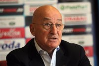 Serbia destituye a Muslin pese a lograr el pase a Rusia 2018