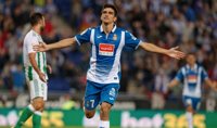 El Espanyol continúa su escalada a costa del Betis y el Depor se 'venga' de Las Palmas
