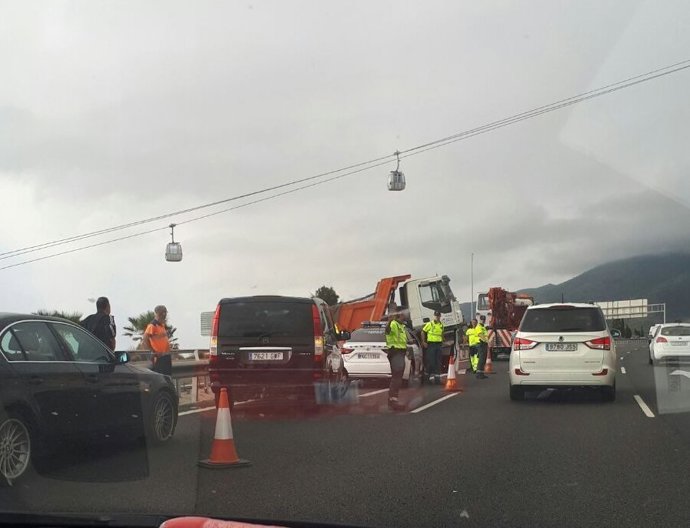 Accidente, camión Benalmádena 
