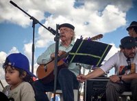 Evo Morales lamenta la muerte de Daniel Viglietti, "tu música por siempre será la inspiración por la integración"