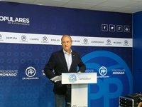 Monago cree que con sus cambios en el gobierno regional Vara "se ha hecho una moción de censura a sí mismo"