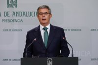 Junta afirma que da "vergüenza ajena" el "ridículo mundial" que está haciendo Puigdemont