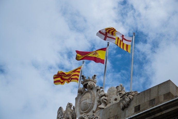 Banderas de España, Cataluña y Barcelona