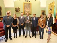 La Fundación Reina Sofía, I Premio Carrillo Salcedo a los Derechos Humanos de la Hispalense