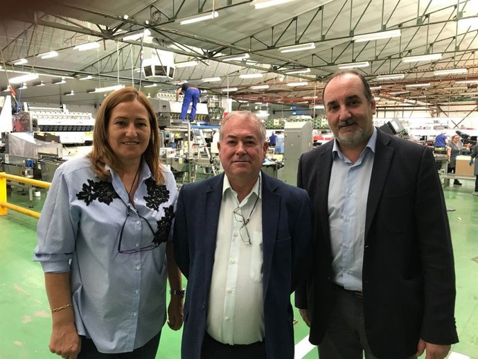 Junta entrega una resolución a Coprohníjar