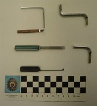 Detenidas dos personas mientras robaban en un piso que se encontraba vacío en el barrio de Ermitagaña