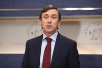 El PP tacha de "peripatético" a Puigdemont y le pide que deje de hacer el "botarate"