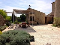 Crecen las pernoctaciones en casas rurales casi un 18%