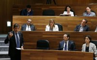 Javier Fernández responderá este viernes a preguntas sobre la posición del PSOE ante el cierre de las térmicas