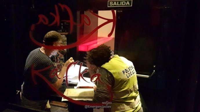 Agentes en el Bar Kafka