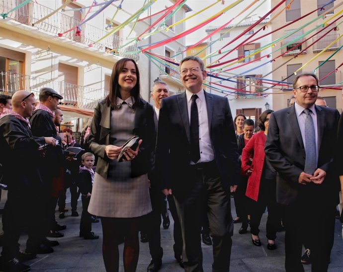Puig visita la Fira de Tots Sants de Cocentaina