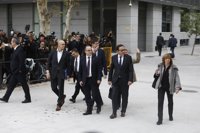 Meritxel Borrás, que según se anunció permanecería en Bélgica con Puigdemont, acude a declarar a la Audiencia