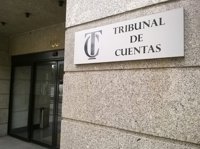 Carmena reclama a Botella y su equipo 127 millones por la venta de viviendas de EMVS