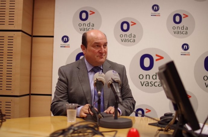 Andoni Ortuzar en Onda Vasca