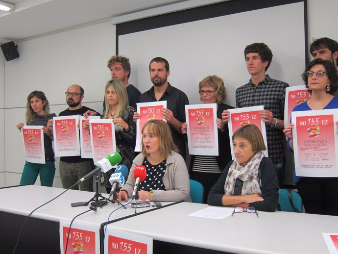 Presentación del manifiesto en solidaridad con el pueblo catalán
