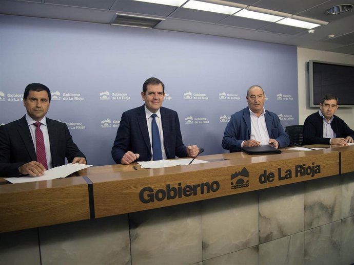 Firma convenio remolacha