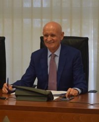 PP, PSOE y Podemos quieren un mayor control de las 'seudoterapias' "para evitar fraudes"