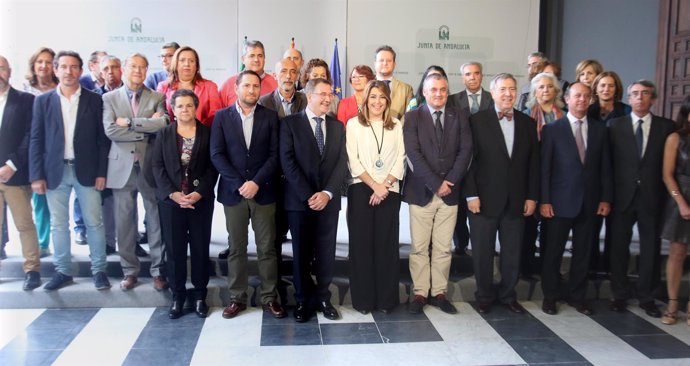 Susana Díaz, este jueves, interviene en el pleno del CES