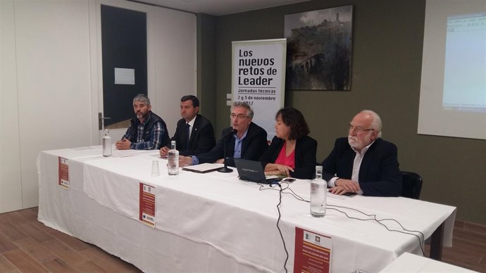 Olona inaugura unas jornadas de los Leader