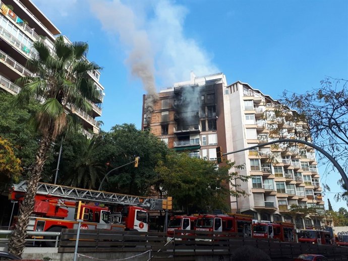 Incendio en un bloque de viviendas de Sarrià-Sant Gervasi