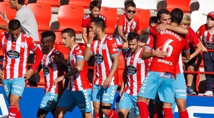 El Lugo vence al Nástic y se coloca líder provisional