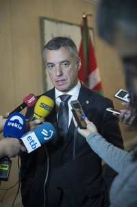 Urkullu cree "absolutamente desproporcionada y contraproducente" la decisión de encarcelar a exmiembros del Govern