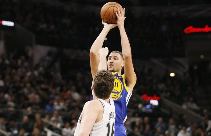 Pau Gasol (Spurs) y Klay Thompson (Warriors)