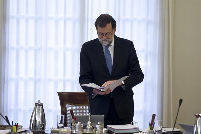 Mariano Rajoy preside el Consejo de Ministros extraordinario