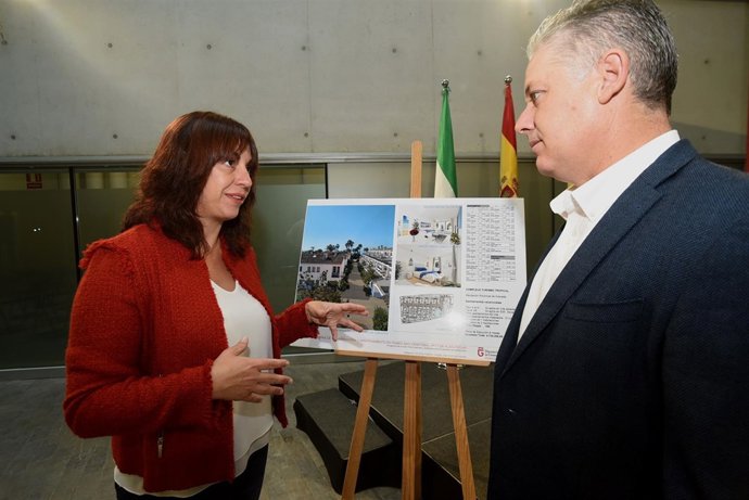 Olvido de la Rosa y José María Villegas, con el proyecto de Turismo Tropical