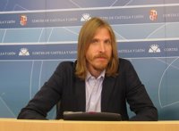 Fernández considera que Podemos es la "única fuerza patriótica" que busca una solución para el problema catalán