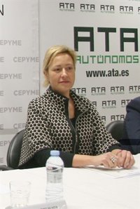 Gastón reconoce que octubre es "un mes malo" para el empleo, pero destaca los buenos datos interanuales